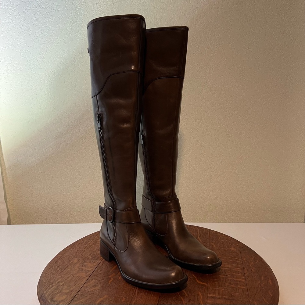Crown by Born Over the Knee Boots. Chocolate brown color. Size 7.5